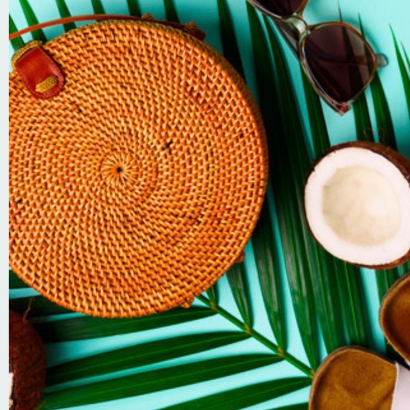 ✨LAST ONE✨PARIS✨Chic round cross body bag - Picture 2 of 8